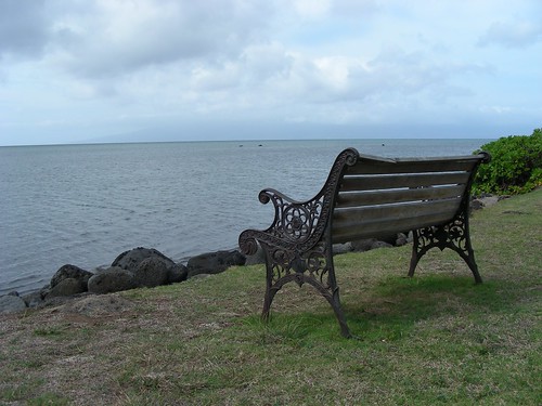 bench geotagged hawaii maui pacificocean 365 lanai molokai oceanfront wavecrest