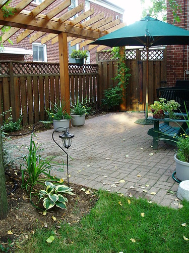 Backyard Privacy | by Rainbow Landscaping