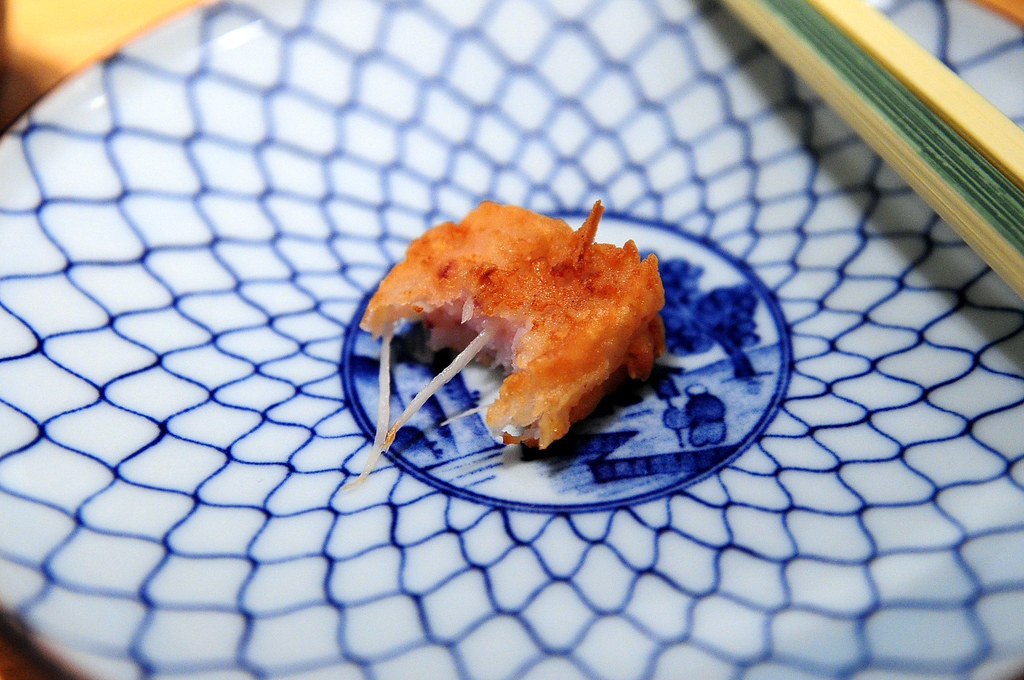 筌壽司－炸花枝漿的剖面
