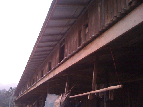 sarawak malaysia borneo longhouse