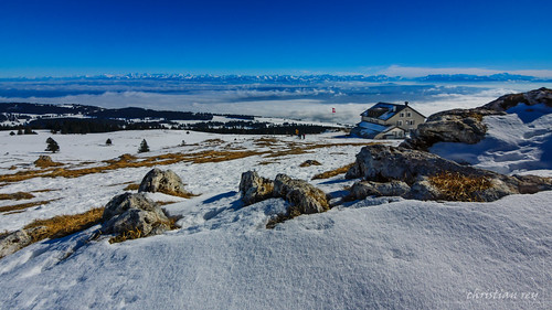 chasseron jura vaudois vaud hôtel hotel chaîne alpes panorama mountains montagne neige hiver winter snow landscape paysage suisse swiss sony alpha 77 tokina 1116 ¨