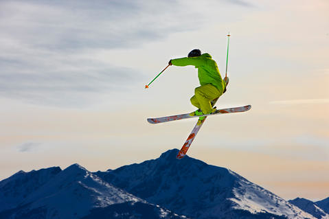 winter sunset twilight skiing vail activities kicker kickers affleckjpg vailvailmountain skiresortcoloradosnowboardingslopeslodgevacationbigairfestivalskiliftdownhilldillonmountainscopowderbunnyslopes vcd8537jack vcd8537jackaffleckjpg vailkickers