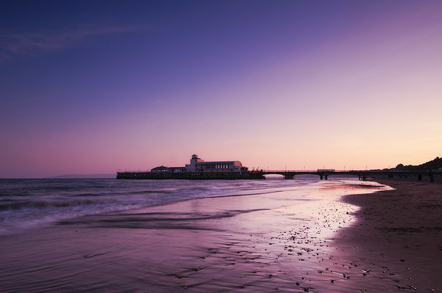 Bournemouth Pier | At sunset, Bournemouth Pier, Dorset UK | Justin ...