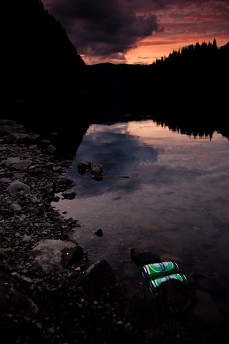 Beat this Bear Grylls! by Tberga|, <b>Lesson two:</b>
How to cool Beer

<a href="http://www.flickr.com/photos/tberga/3849507668/in/phot