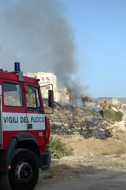 Provincia Ragusa in fiamme