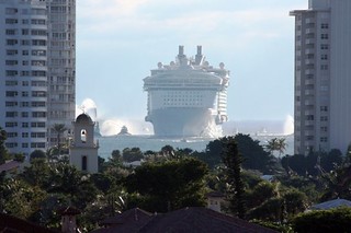 oasis of the seas_inbound | by Monica R.