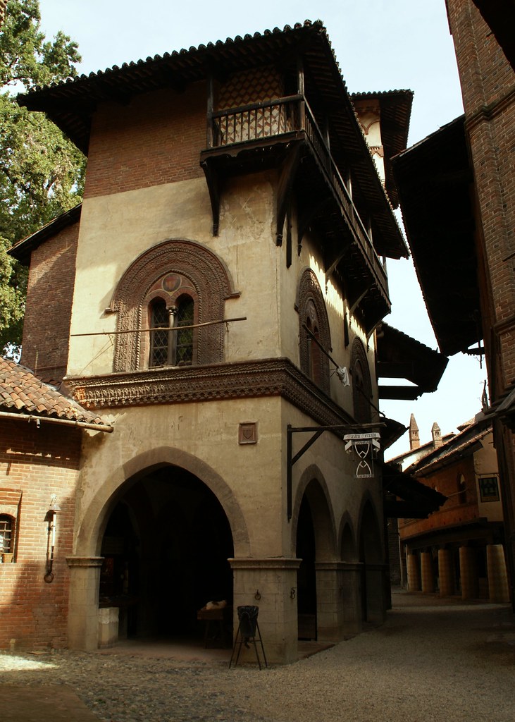 Torino, Borgo Medievale, Casa di Re Arduino von Cuorgnè (h… | Flickr