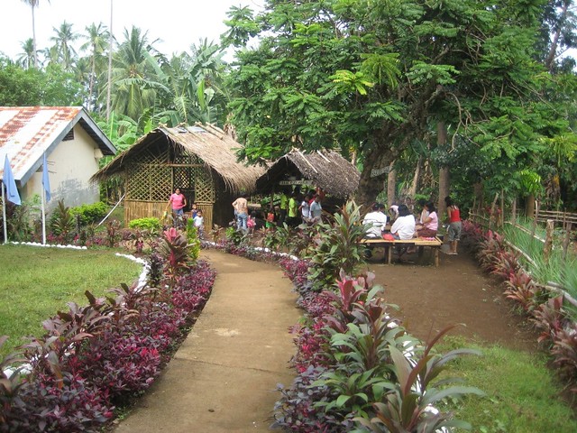 FEEDING PROGRAMMES & BOOKS DISTRIBUTION: CONTINUING COMMUNITY SERVICE ...