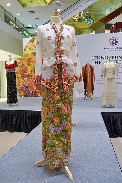 Singapore Traditional Dress