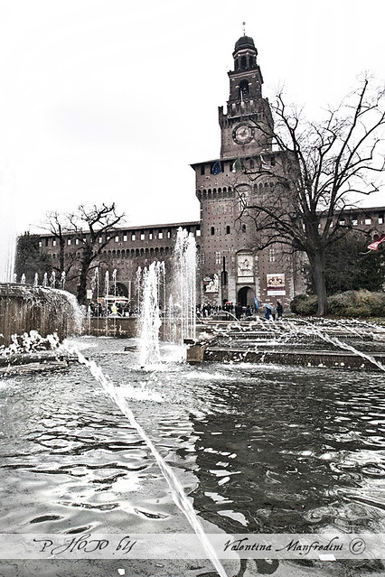 Castello Sforzesco dalla fontana