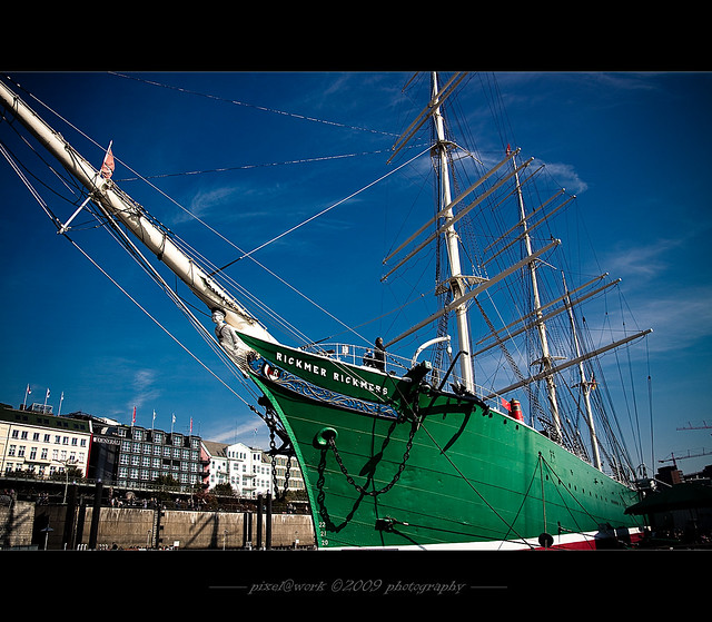 Sail Away (Seaport-Hamburg)