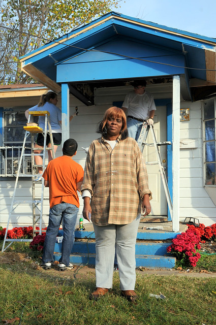 Homeowner Transformation Dallas Texas West Prayer Home Paint Restore People Volunteers DSC_8616