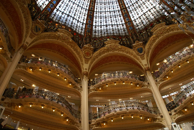 Paris, Boulevard Haussmann, Galeries Lafayette