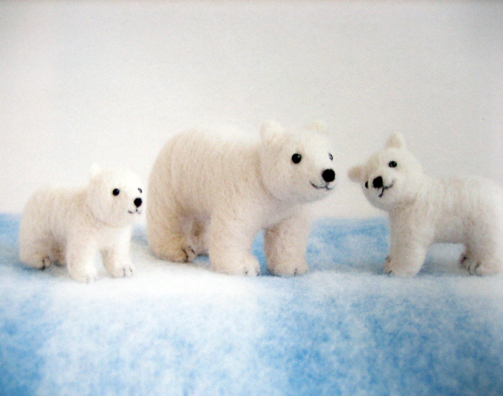 9784072689035 small animals made of felt-japanese craft bo… | Flickr