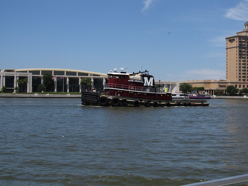 Tugboat on Savannah River, in Savannah, Georgia
