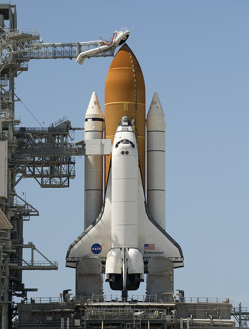 Space Shuttle Endeavour on Pad 39a (200907110003HQ) (explored)