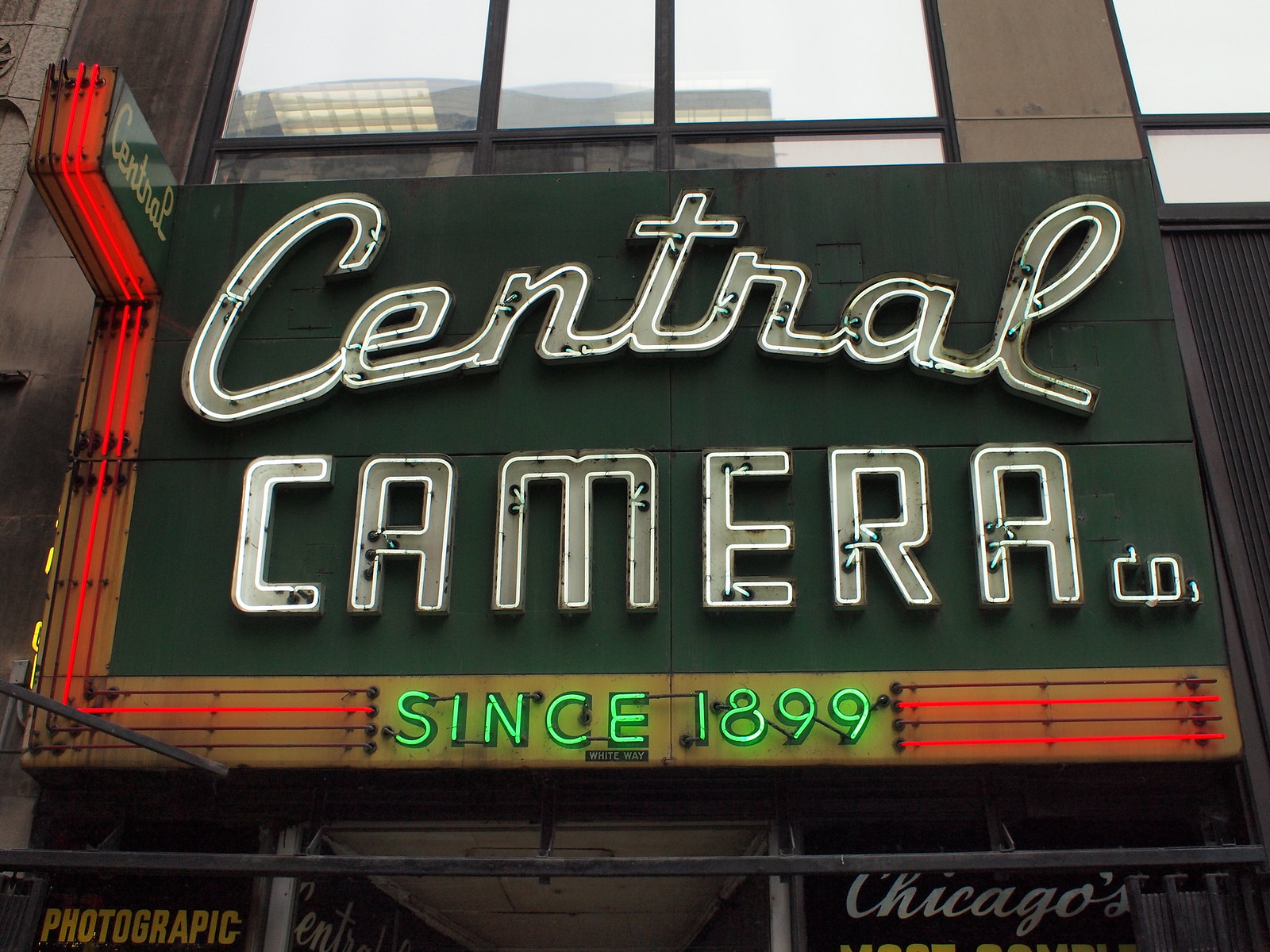 Central Camera Co. - 230 South Wabash Avenue, Chicago, Illinois U.S.A. - November 10, 2009