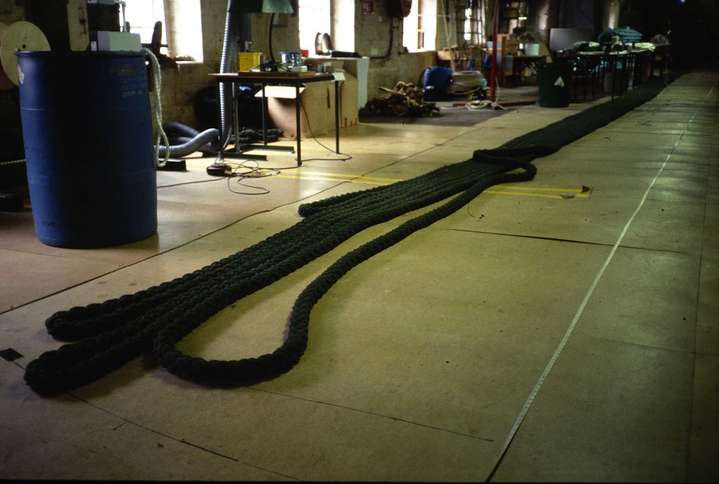 Swarming Rope Helicopter swarming rope on floor for special forces | Flickr