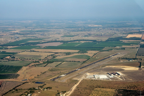 austin flying airport texas aviation aerial edc runway cessna airstrip birdsnest airfield 6r4 centraltexas kedc austinexecutive