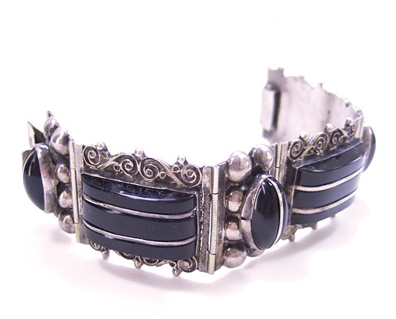 Vintage 1950s Mexican sterling silver and onyx obsidian bracelet