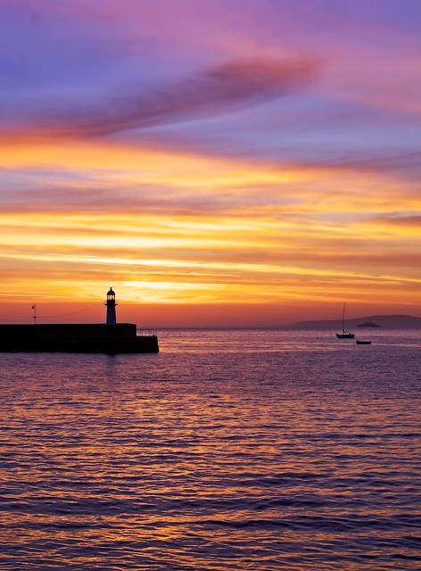 Dawn St Ives Lighthouse