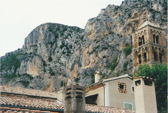 Moustiers-Sainte-Marie, Alpes-de-Haute-Provence.