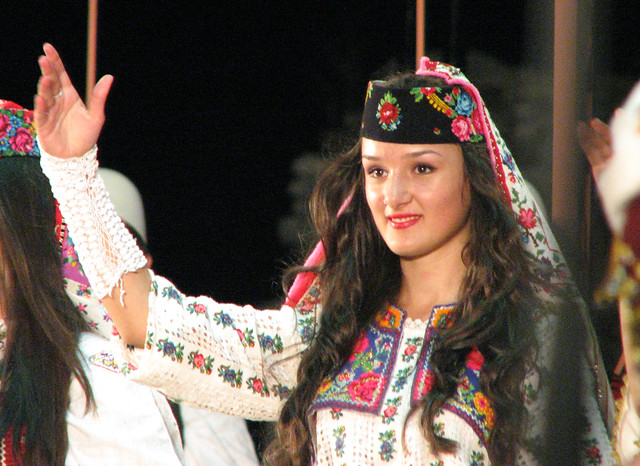 Festivai i Gjirokastres-Kostume hasjane