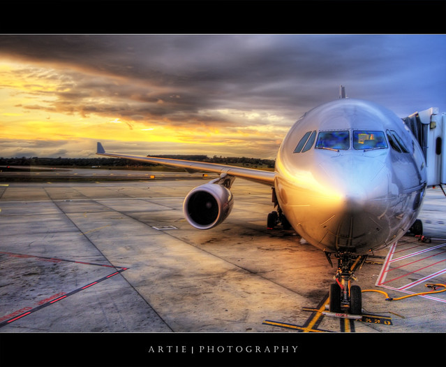 The Red Eye Flight :: HDR