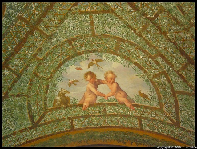 Plafond sous les arcades dans la Villa Giulia