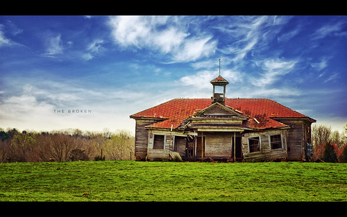 wood old school house green abandoned broken grass rural vintage post decay south rustic down olympus historic explore carolina torn prairie process friday schoolhouse frontpage edit e510 nonhdr evanleavitt isayx3 weeathered