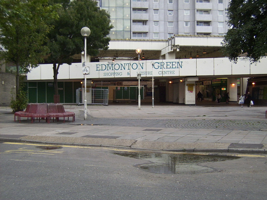 Edmonton Green Shopping and Leisure Center | Main entrance o… | Flickr