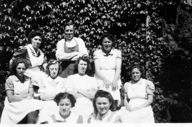 some members of the staff of the former hospital 'Zuidwal' in The Hague , Holland , late 1940's (probably)  -  zo'n dolle , uitgelaten boel schijnt het die bewuste dag toch niet geweest te zijn ....