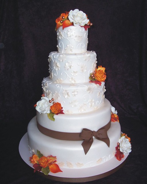 Autumn / Fall wedding cake
