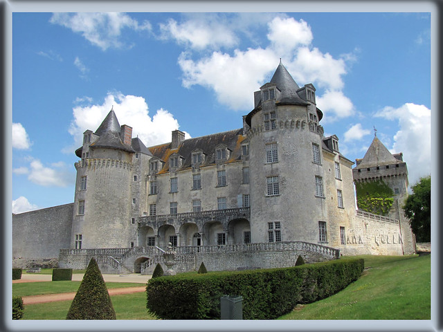 Château de La Roche Courbon en France.