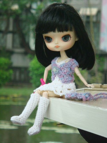 Longer crocheted boots for dal | by ripple_tina