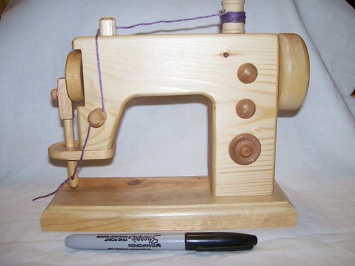 SEWING MACHINE | by sswoodcraft