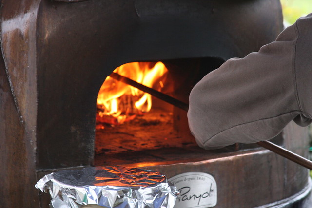Mmm...the pizza oven is fired up again!