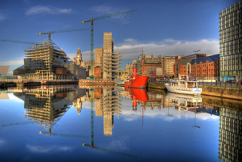 reflections,albert dock,liverpool by Hazeldon73
