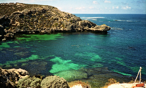 sea seascape bay emeraldgreen swimming snorkelling wa westernaustralia australia water coast rottnest island jeffc aussiejeff