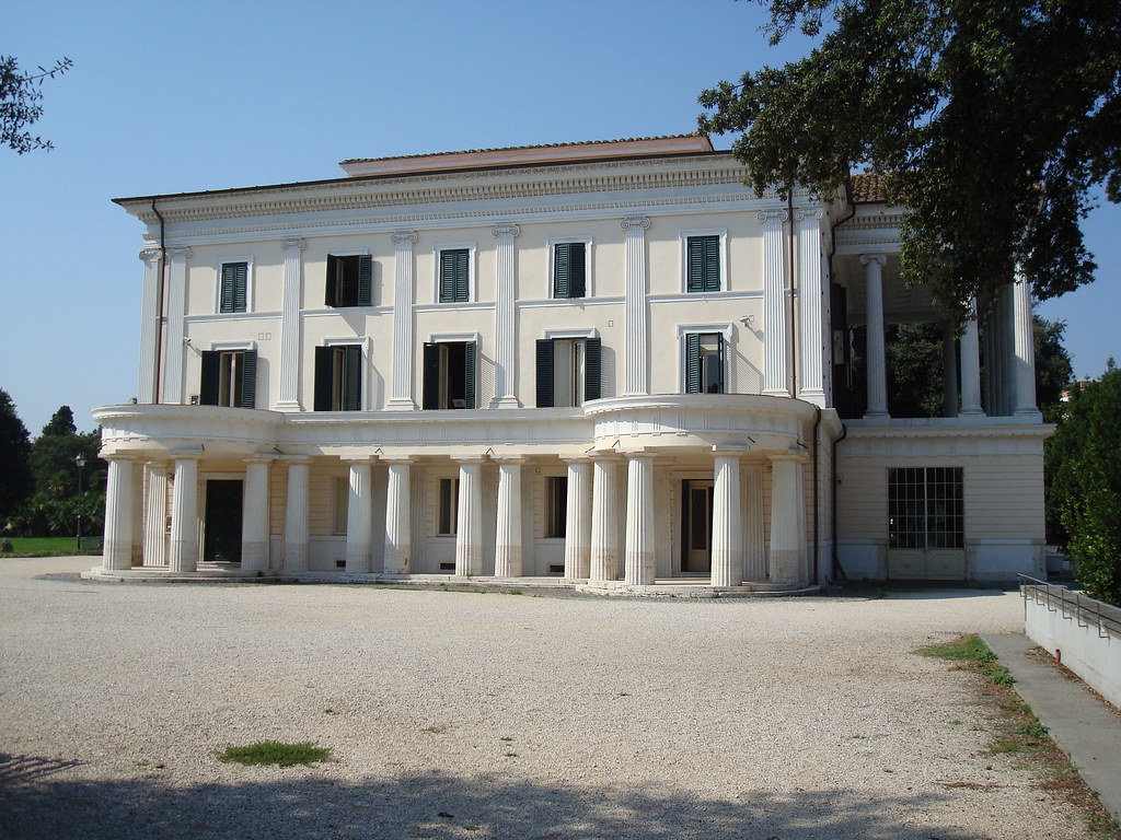 DSC01015 Villa Torlonia 7