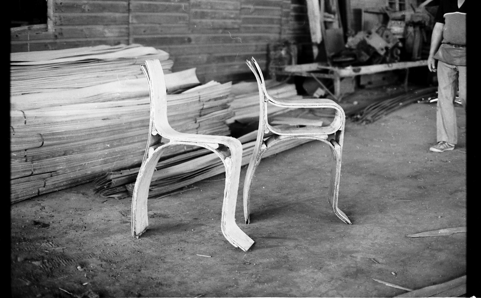 FDI val 77 - fabricación sillas mesas Cristian Valdés - 22