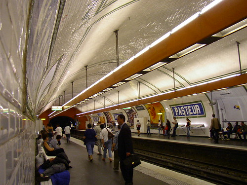 Station Pasteur, ligne 12