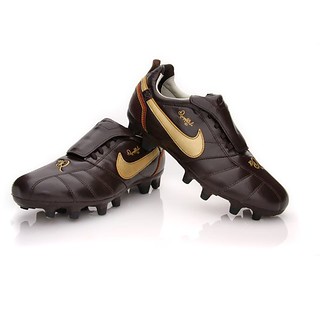Nike ronaldinho 10 | Estos zapatos de baby futbol tienen muy… | Flickr