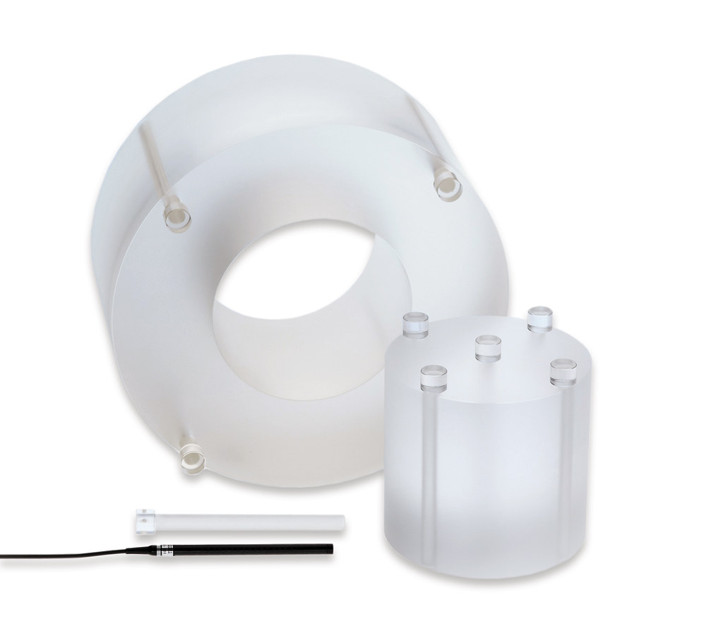 Iba Mini Phantom R 2-part-PMMA-CT-Phantom | IBA Dosimetry GmbH | Flickr