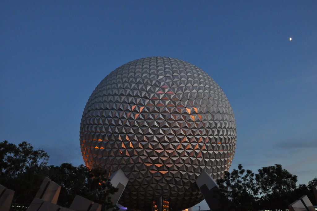 Epcot ball at night in Disney | Epcot ball | Andy Catchpole | Flickr