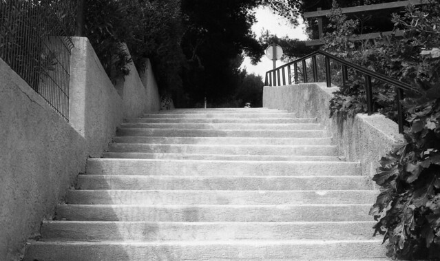 7485.Stairs
