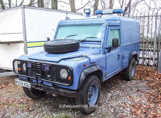 Kent Police Land Rover 110 CAV M559 KDU