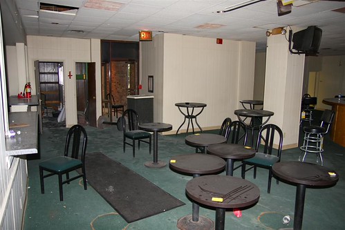 TimeOut Lounge | by The Executive Inn