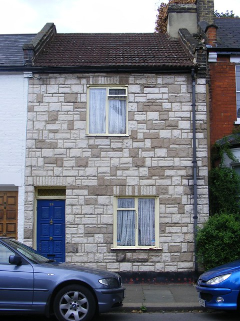 N15 Stone clad cottage
