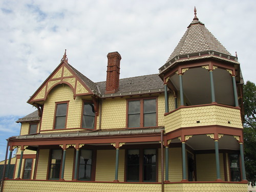 house tower yellow architecture florida queenanne victorian historical americana oldflorida nationalregisterhistoricplaces